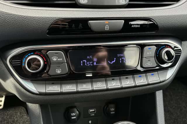 Hyundai i30 Fastback (2021) thumbnail 31