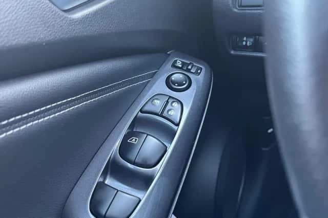 Nissan Juke (2023) thumbnail 14