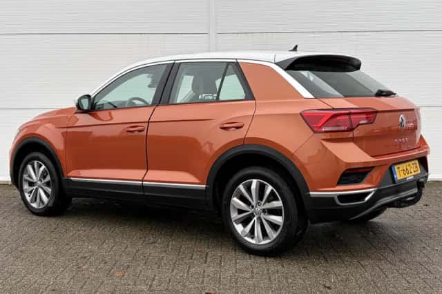 Volkswagen T-Roc (2019) thumbnail 21