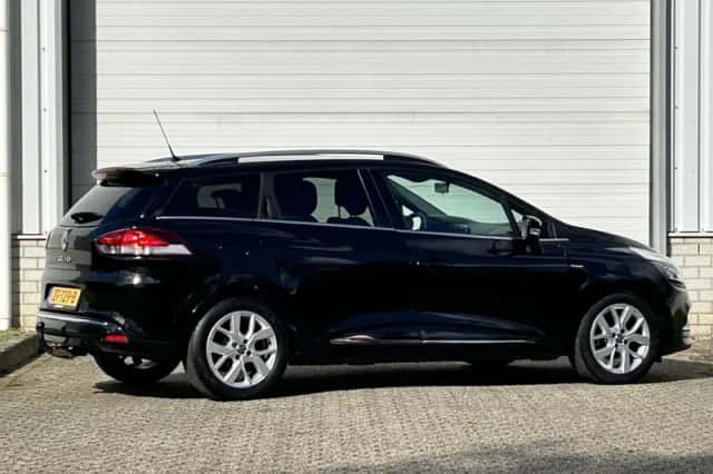 Renault Clio (2019) thumbnail 3