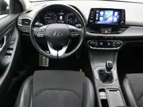 Hyundai i30 (2019) thumbnail 5