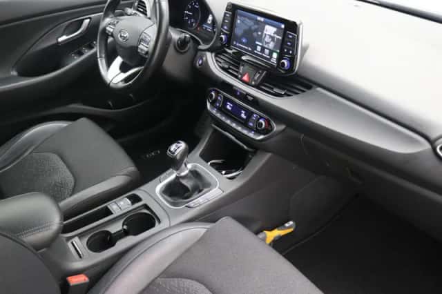Hyundai i30 (2019) thumbnail 60