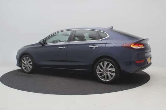Hyundai i30 (2019) thumbnail 10