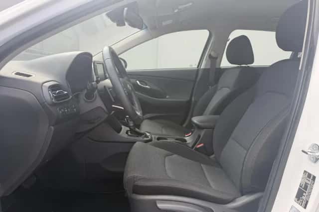 Hyundai i30 (2024) thumbnail 9