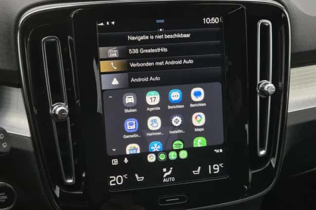 Volvo XC40 (2023) thumbnail 38