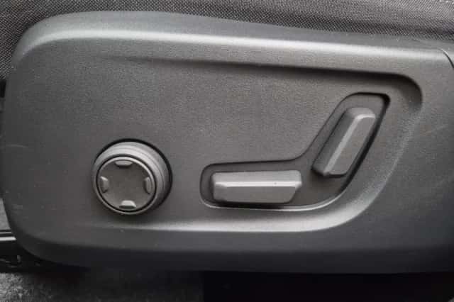 Volvo XC40 (2023) thumbnail 41