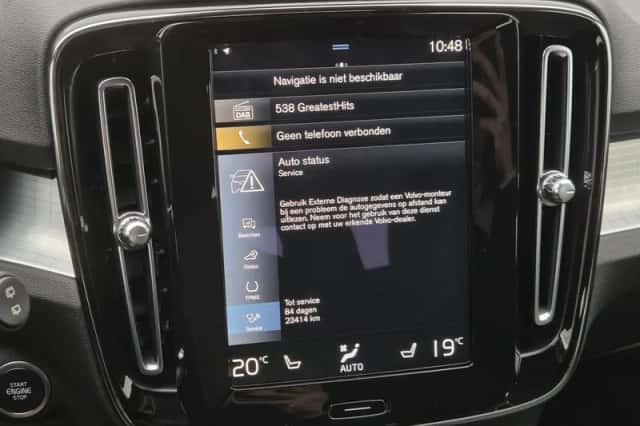 Volvo XC40 (2023) thumbnail 10