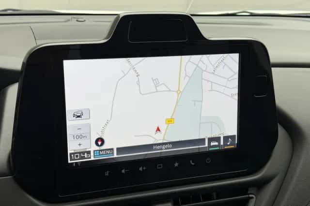 Suzuki S-Cross (2025) thumbnail 17