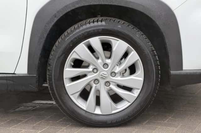 Suzuki S-Cross (2025) thumbnail 34