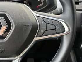 Renault Captur (2023) thumbnail 13
