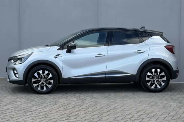 Renault Captur (2023) thumbnail 9