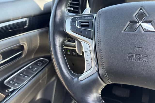Mitsubishi Outlander (2019) thumbnail 31