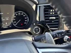 Mitsubishi Outlander (2019) thumbnail 31