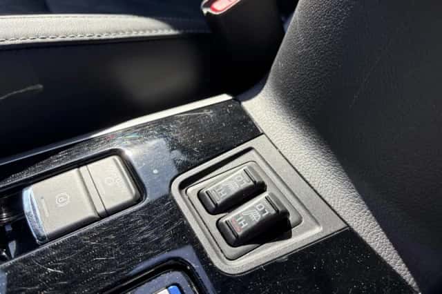 Mitsubishi Outlander (2019) thumbnail 34