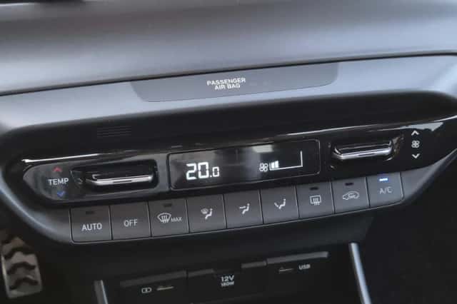 Hyundai Bayon (2022) thumbnail 38