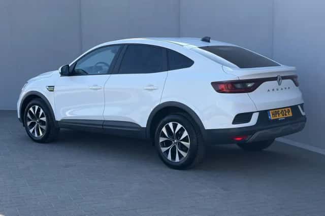 Renault Arkana (2022) thumbnail 16