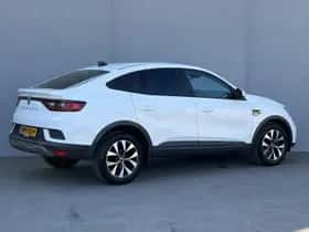 Renault Arkana (2022) thumbnail 6