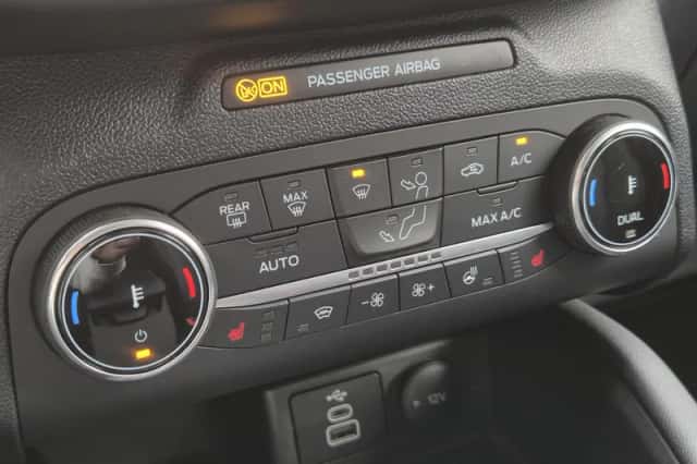 Ford Kuga (2023) thumbnail 22