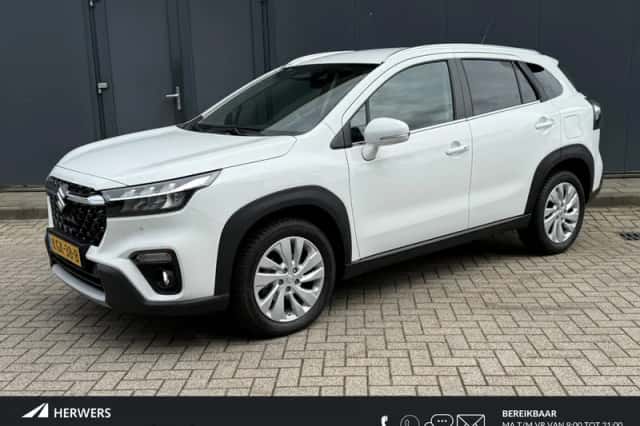 Suzuki S-Cross (2025) thumbnail 1