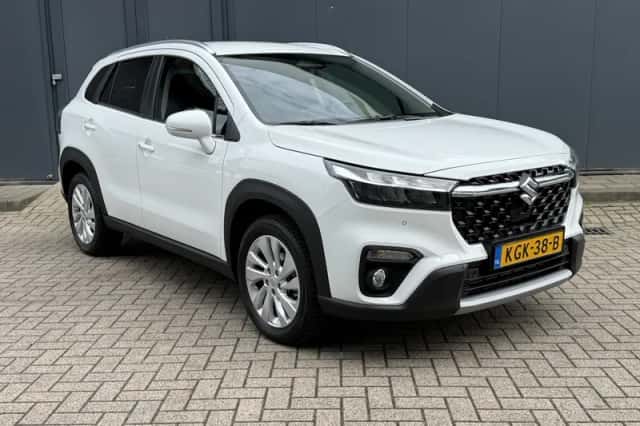 Suzuki S-Cross (2025) thumbnail 18