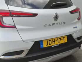 Renault Captur (2022) thumbnail 34