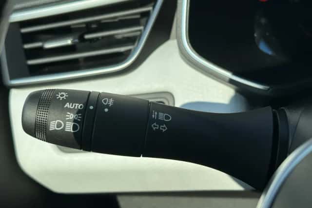 Renault Clio (2023) thumbnail 21