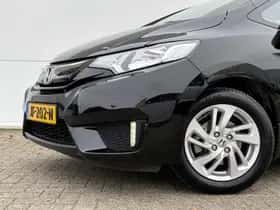 Honda Jazz (2016) thumbnail 36