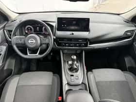 Nissan Qashqai (2023) thumbnail 2
