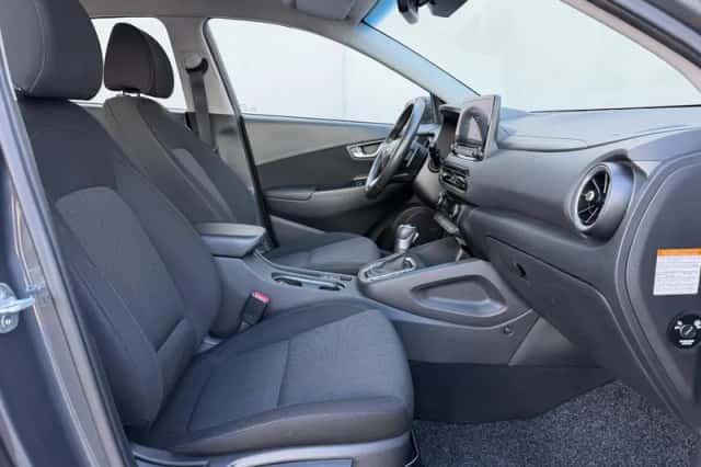 Hyundai Kona (2021) thumbnail 13