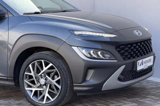 Hyundai Kona (2021) thumbnail 29