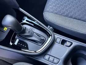 Toyota Yaris Cross (2025) thumbnail 36