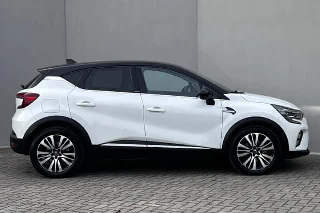 Renault Captur (2021) thumbnail 32