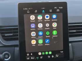 Renault Captur (2024) thumbnail 31