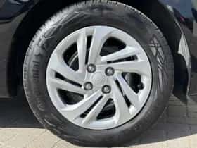 Hyundai i10 (2024) thumbnail 17