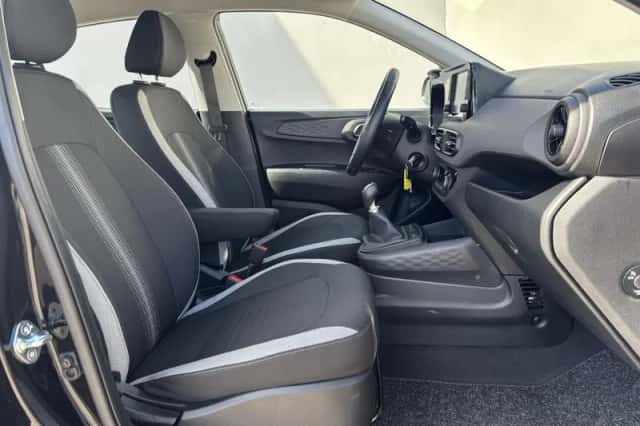 Hyundai i10 (2024) thumbnail 36