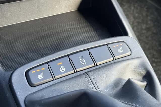 Hyundai i10 (2024) thumbnail 40