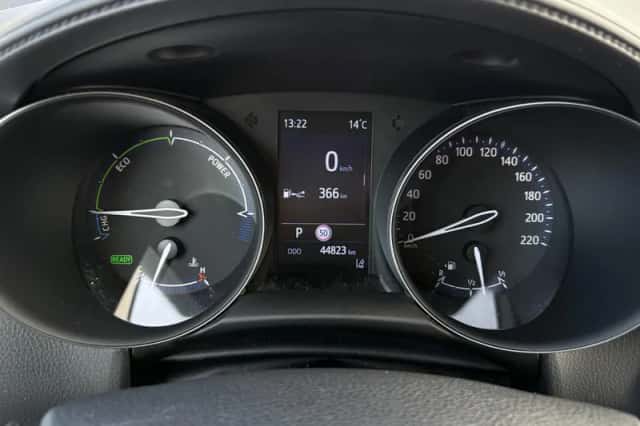 Toyota C-HR (2021) thumbnail 21