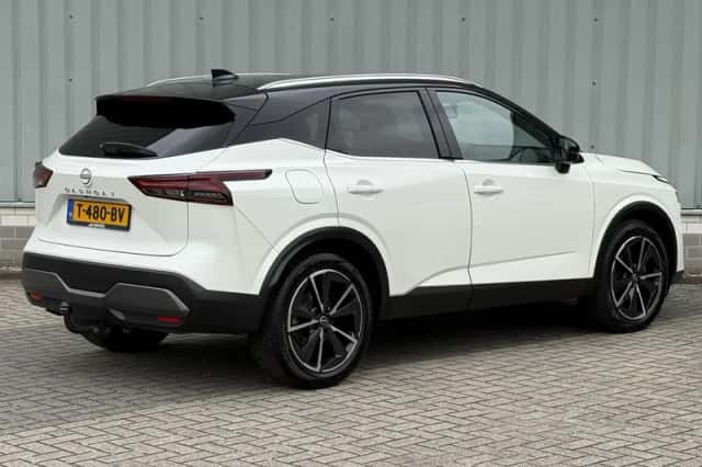 Nissan Qashqai (2023) thumbnail 3