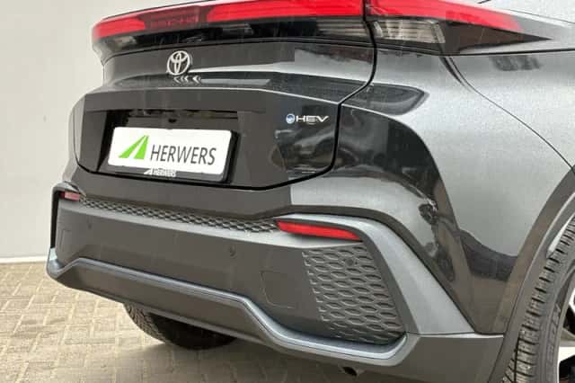 Toyota C-HR (2025) thumbnail 35