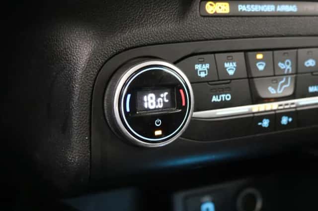 Ford Focus (2019) thumbnail 36