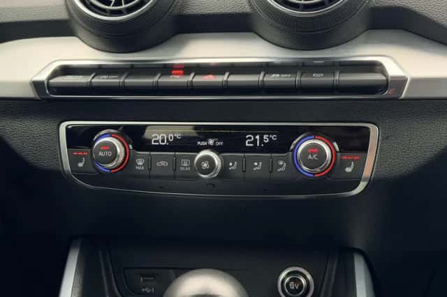 Audi SQ2 (2019) thumbnail 20
