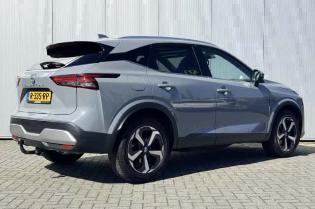 Nissan Qashqai (2021) thumbnail 3