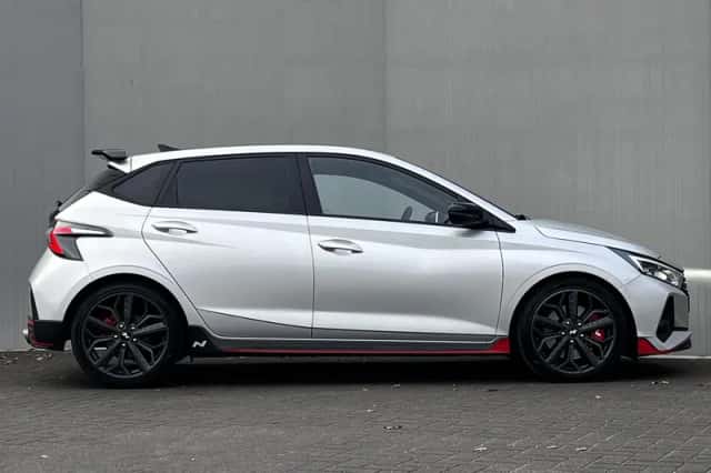 Hyundai i20 (2023) thumbnail 32