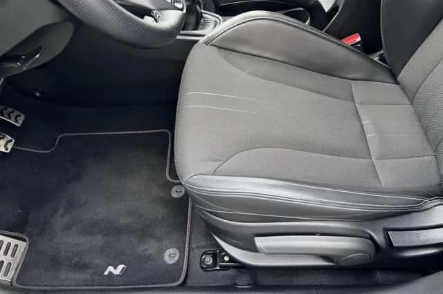 Hyundai i20 (2023) thumbnail 43
