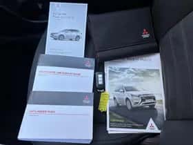 Mitsubishi Outlander (2020) thumbnail 8