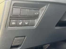Toyota Yaris Cross (2021) thumbnail 34