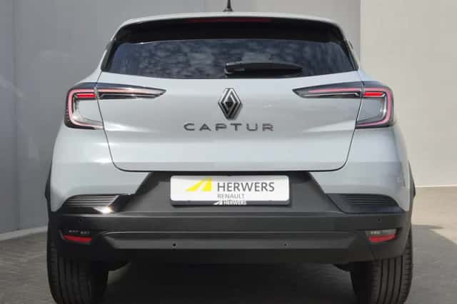 Renault Captur (2025) thumbnail 23