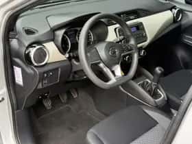 Nissan Micra (2018) thumbnail 16