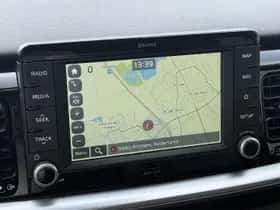 Kia Stonic (2018) thumbnail 18