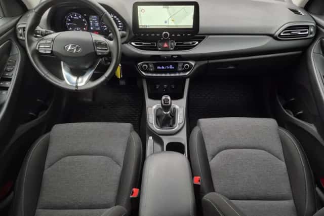 Hyundai i30 (2024) thumbnail 2